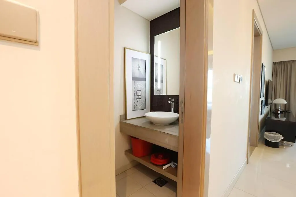 Brown Stone Holiday Homes Paramount Towers Dubai