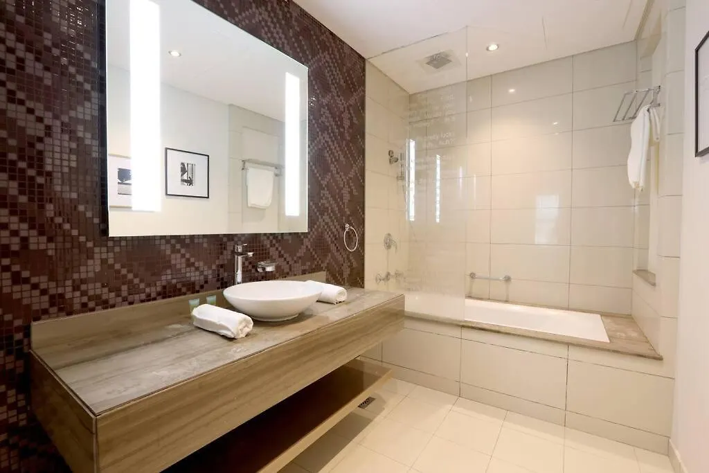 Brown Stone Holiday Homes Paramount Towers Dubai 0*,