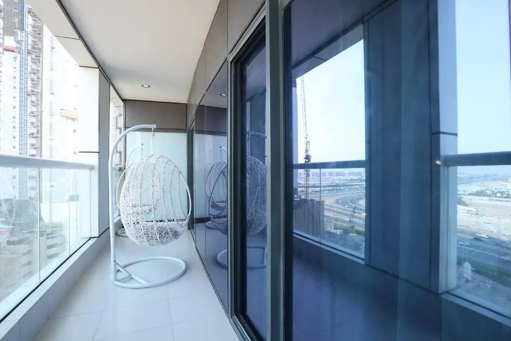 Brown Stone Holiday Homes Paramount Towers Dubai