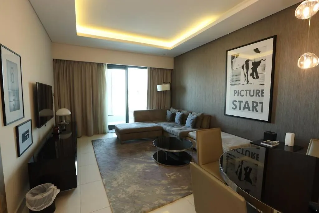 Brown Stone Holiday Homes Paramount Towers Dubai Apartment